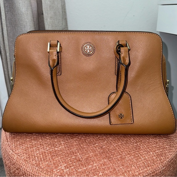 Tory Burch - Picture 2 of 3